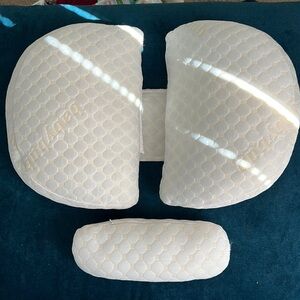 BabyBub Maternity Pillow